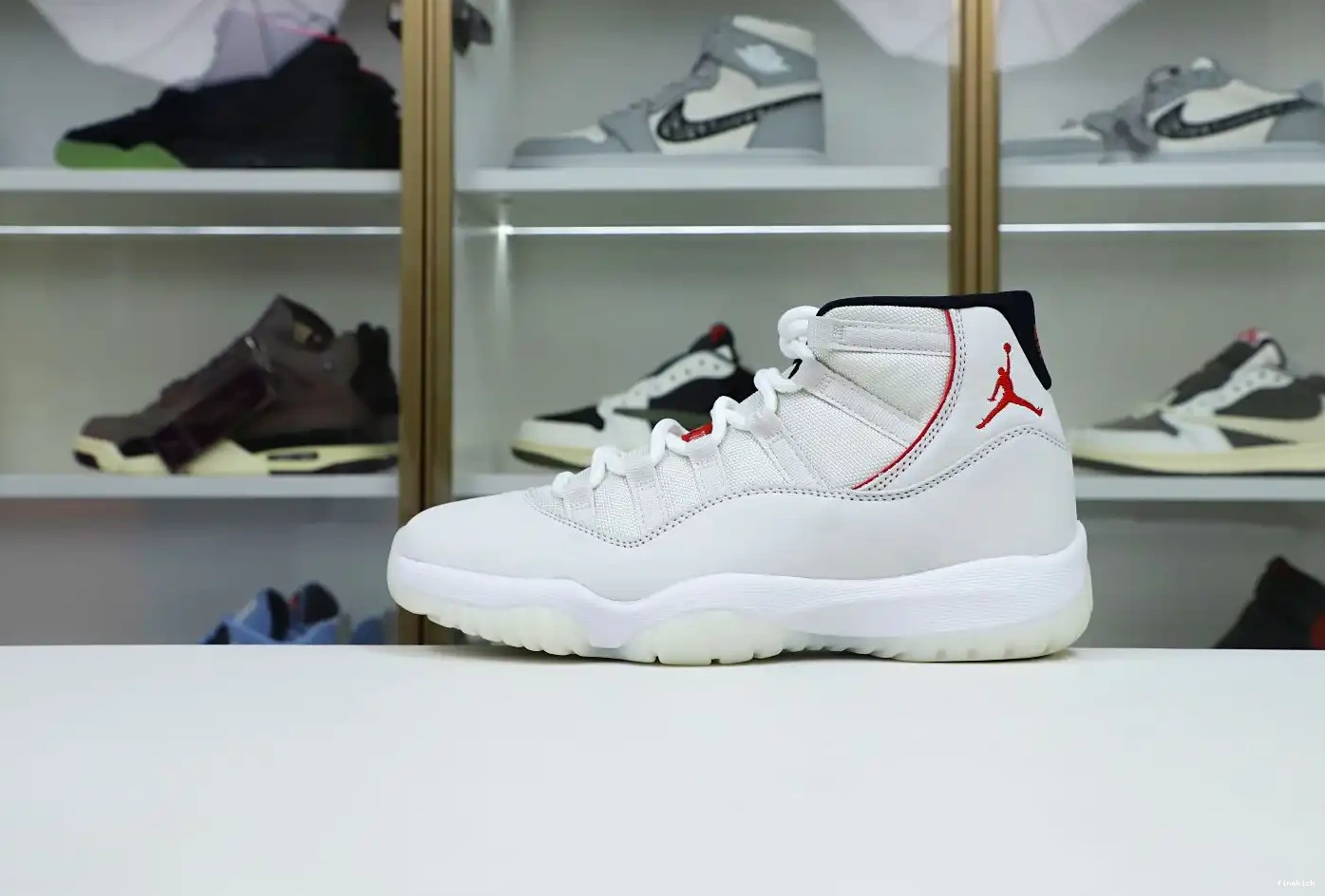 XI RETRO PLATINUM 11 JORDAN TINT AIR 0424